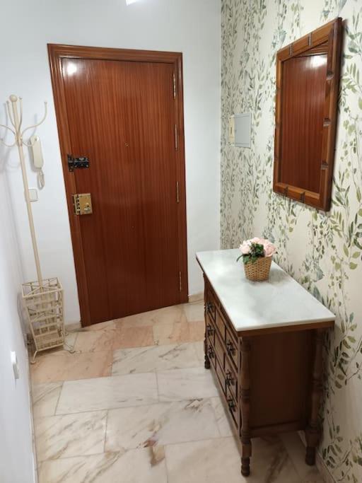 Apartamento Puerta Real Sevilla Exterior foto